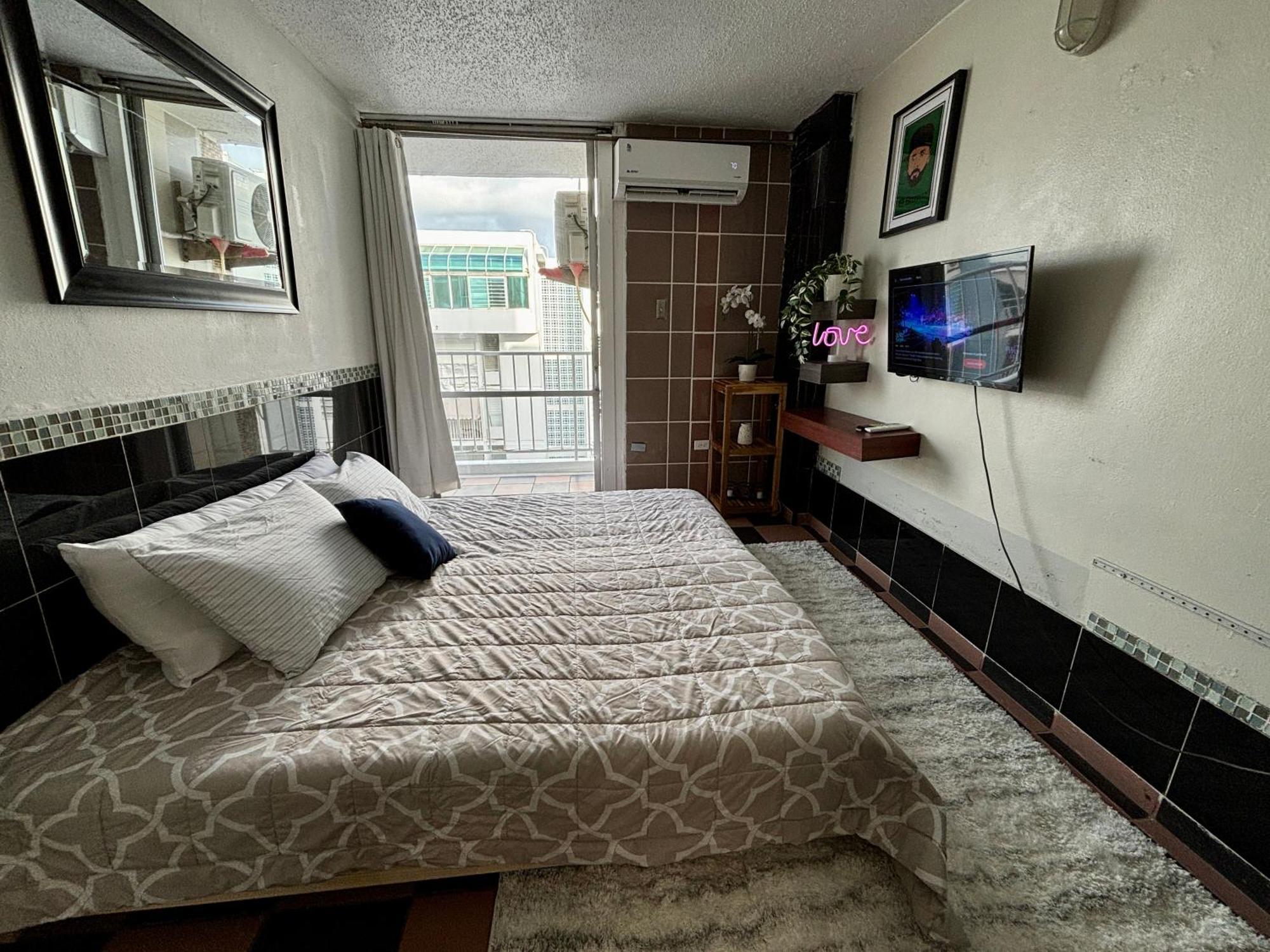 Isla Verde Modern Apartment With Pool Сан Хуан Екстериор снимка